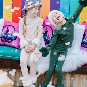 Emerald Green set with faux fur trim